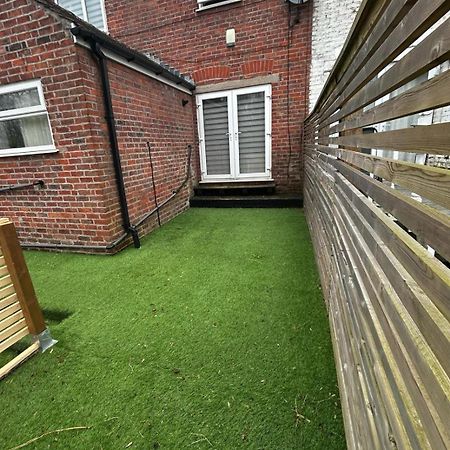Lovely 5Br Home In Manchester. Close To The City エクステリア 写真